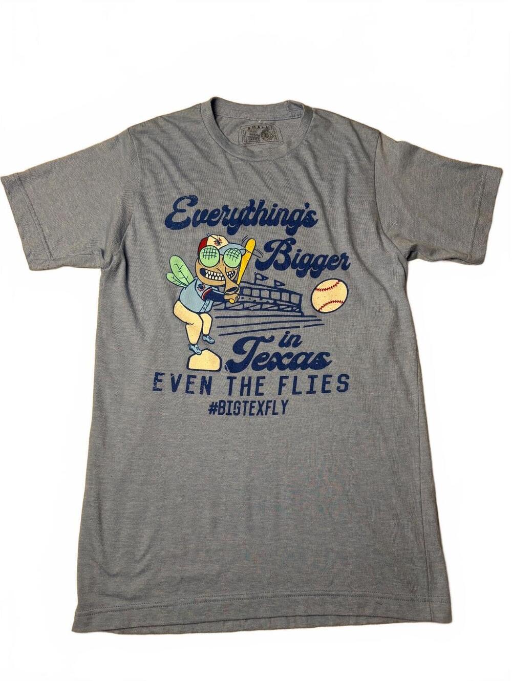 Gray Graphic T-Shirt with 'Everything's Bigger in Texas' Fly